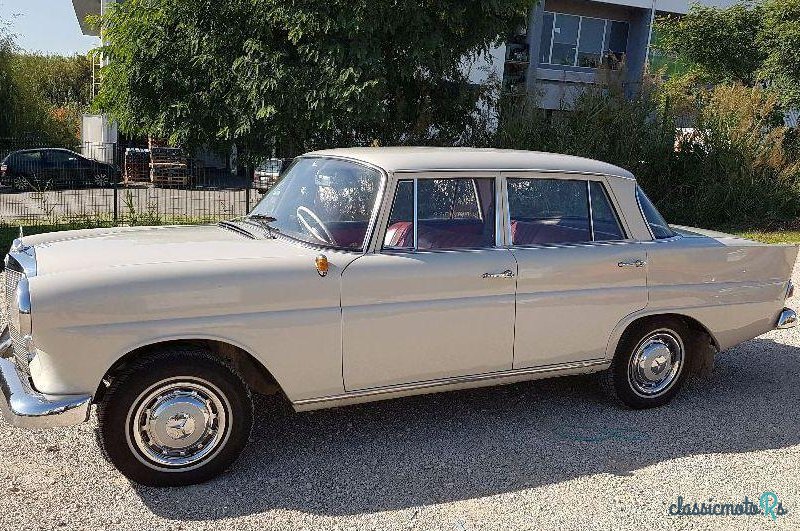 1965' Mercedes-Benz 190 C photo #2