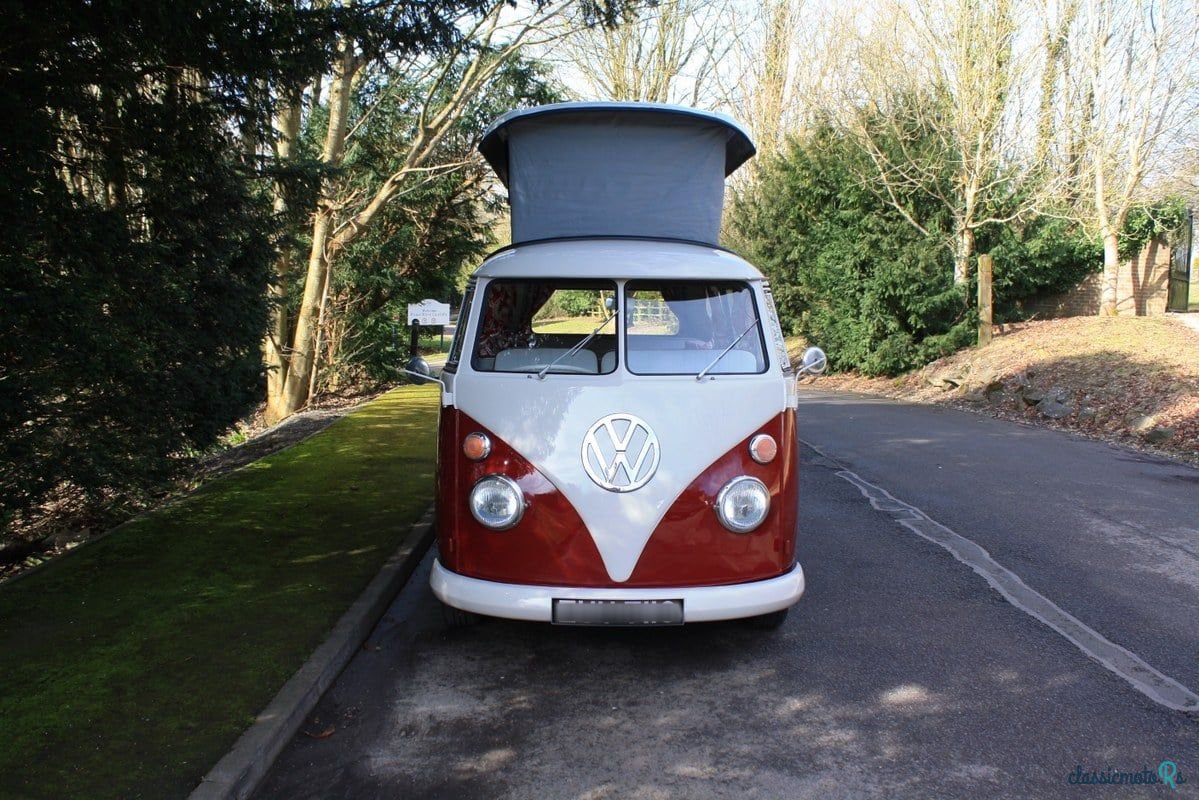 1965' Volkswagen Type 2 photo #2