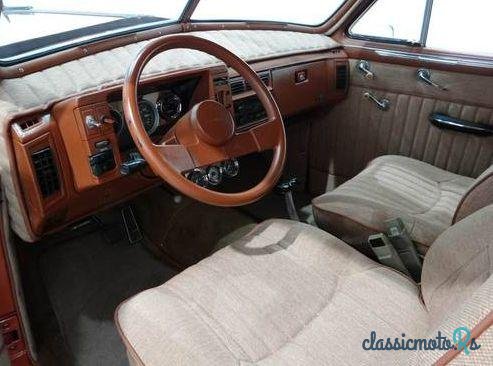 1941' Pontiac Streamliner photo #1