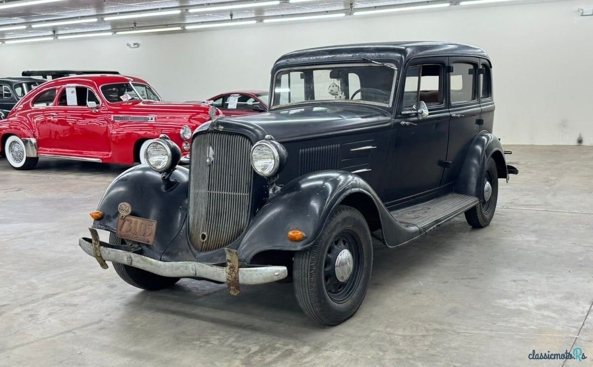 1934' Plymouth Deluxe photo #1