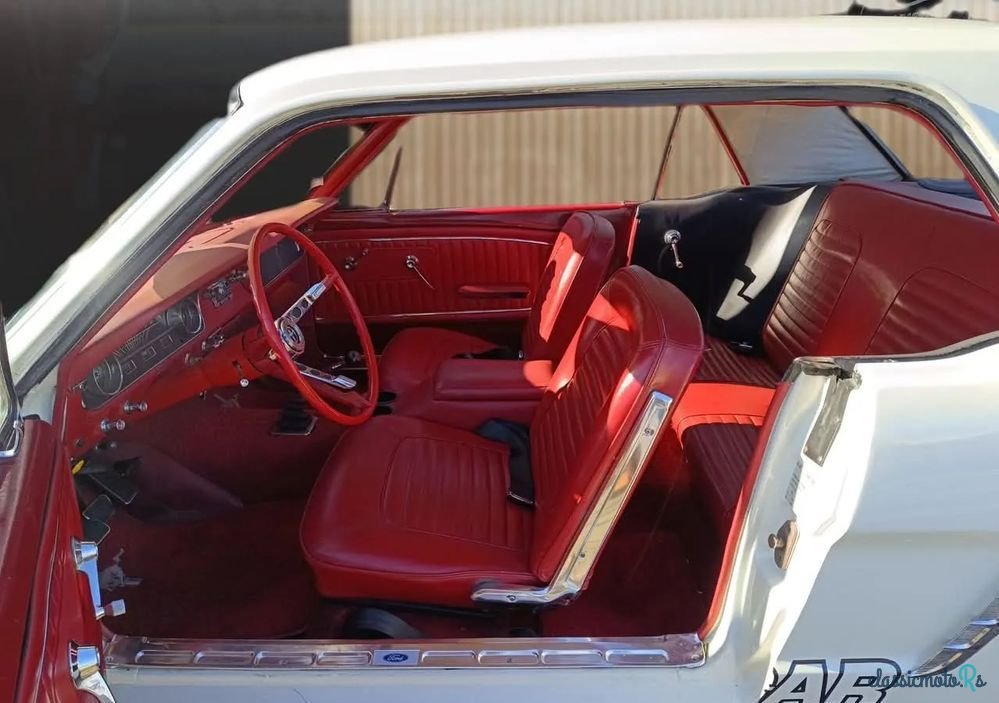 1975' Ford Mustang photo #5