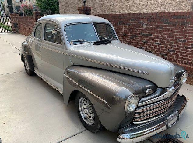 1946' Ford Deluxe photo #3