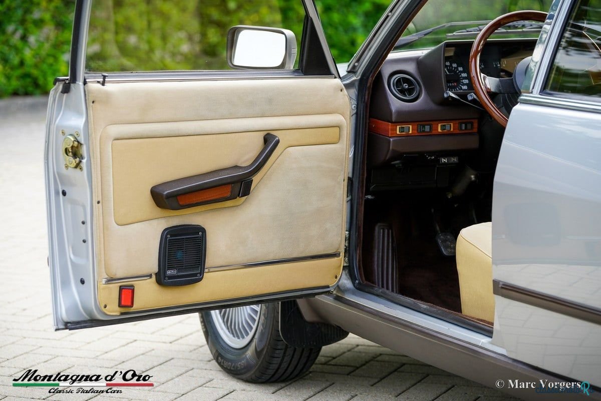 1983' Alfa Romeo Alfetta photo #4