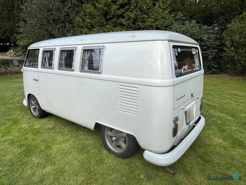 1967' Volkswagen Type 2 photo #4