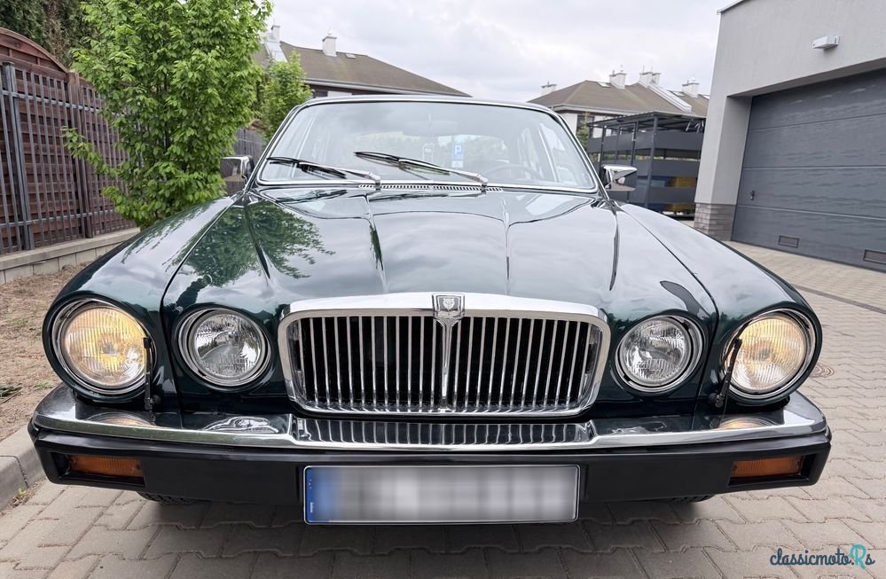 1980' Jaguar XJ photo #5