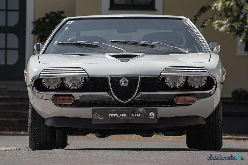 1975' Alfa Romeo Montreal photo #2