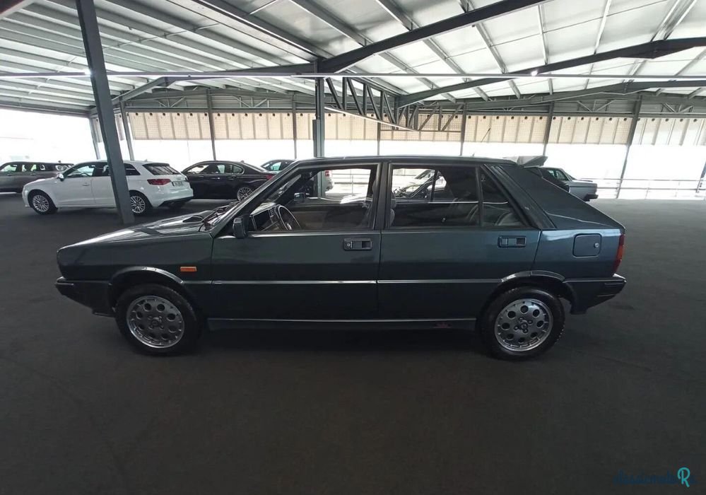 1989' Lancia Delta 1.6 Hf Turbo photo #2