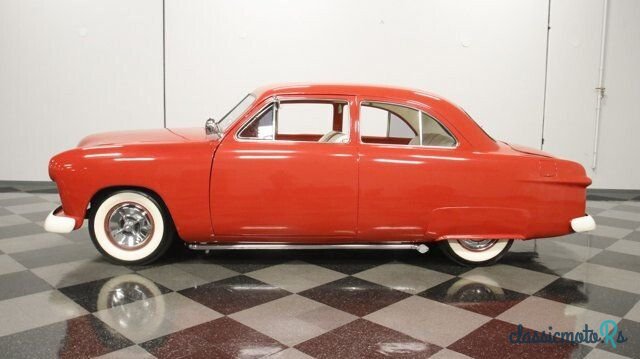 1950' Ford photo #1