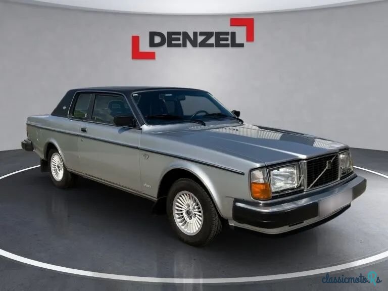 1979' Volvo 262 C photo #6
