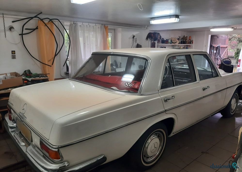 1971' Mercedes-Benz 280 photo #5