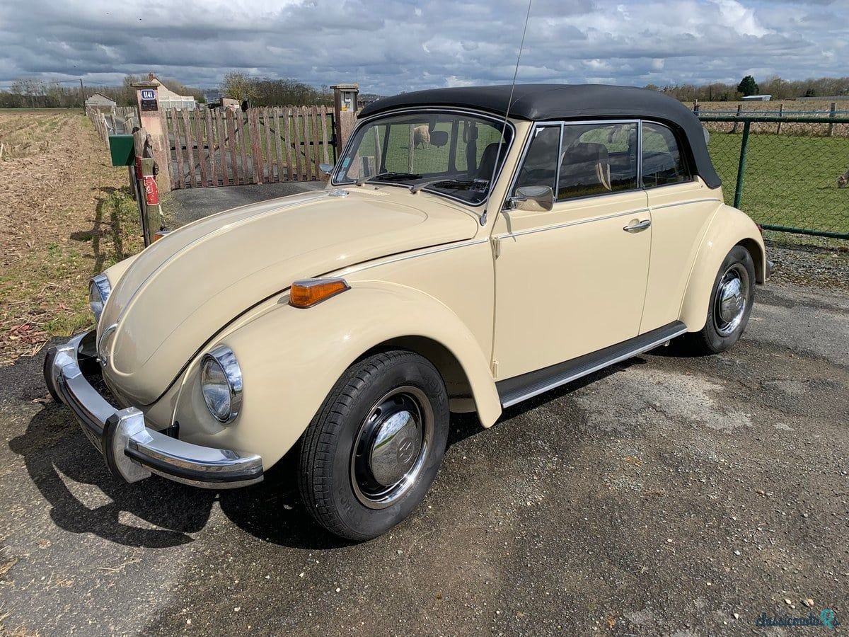 1971' Volkswagen Beetle photo #1