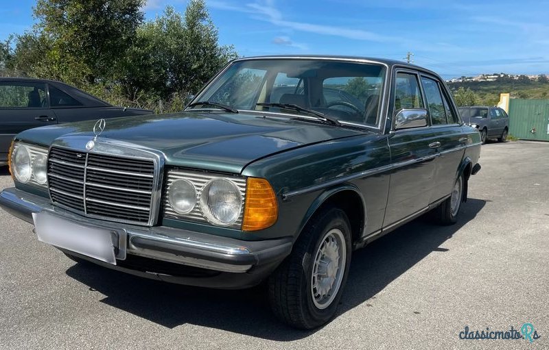 1977' Mercedes-Benz 300 photo #4