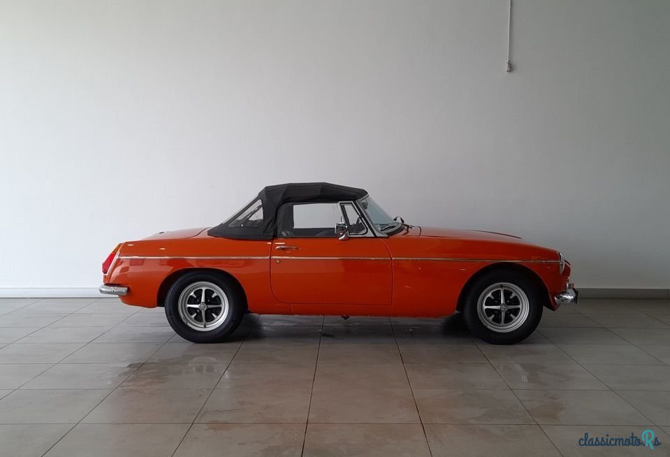 1972' MG MGB photo #4