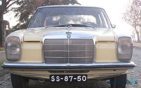 1970' Mercedes-Benz 200 photo #2