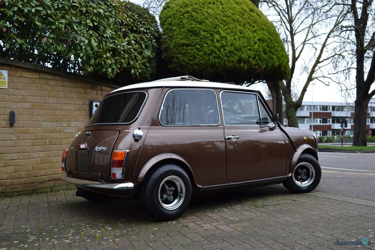 1974' MINI Classic photo #3