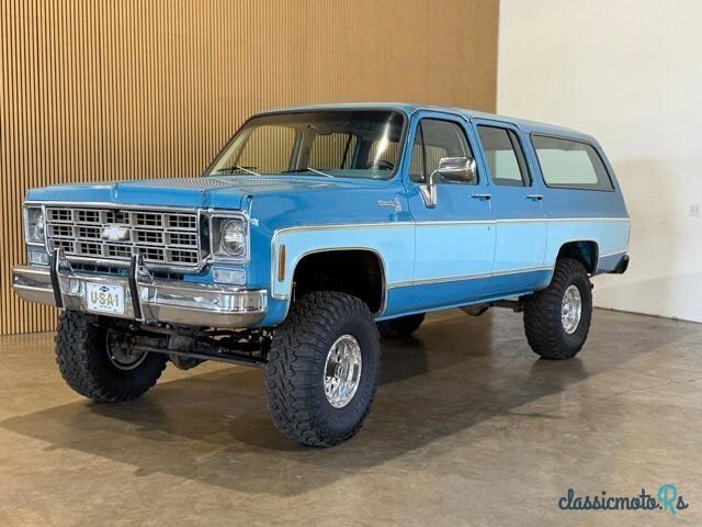 1977' Chevrolet Suburban photo #1