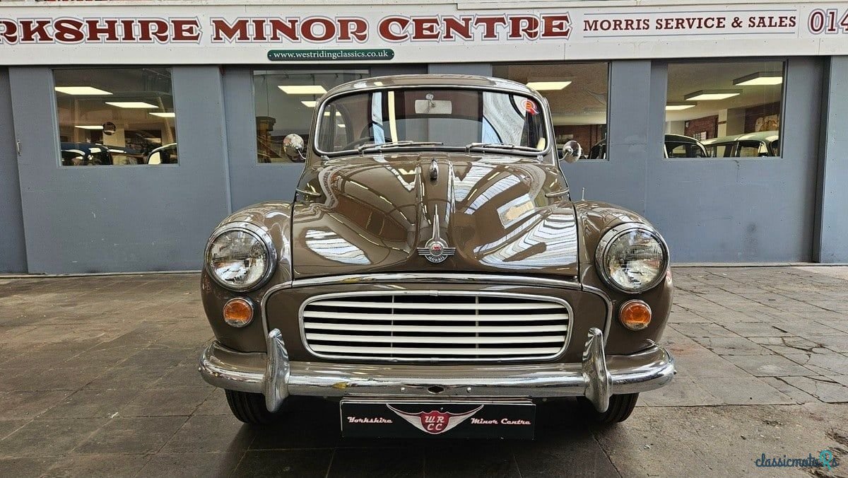 1969' Morris Minor photo #2