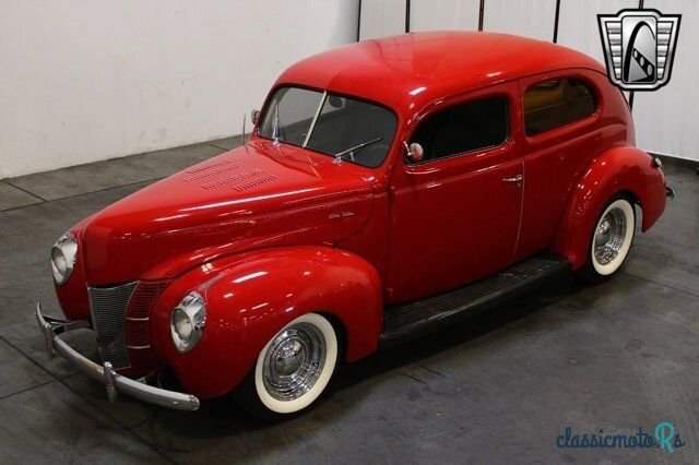 1940' Ford Custom photo #3