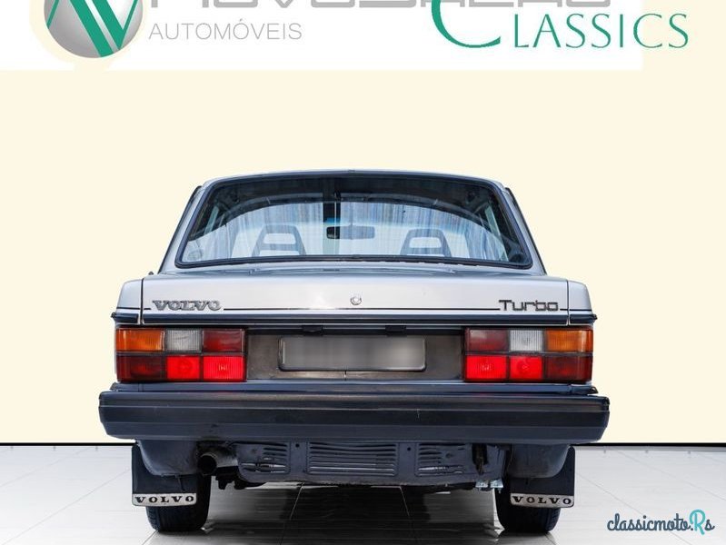 1983' Volvo 240 photo #5