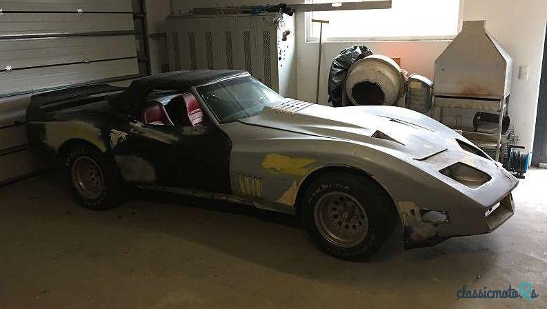 1969' Chevrolet Corvette photo #2