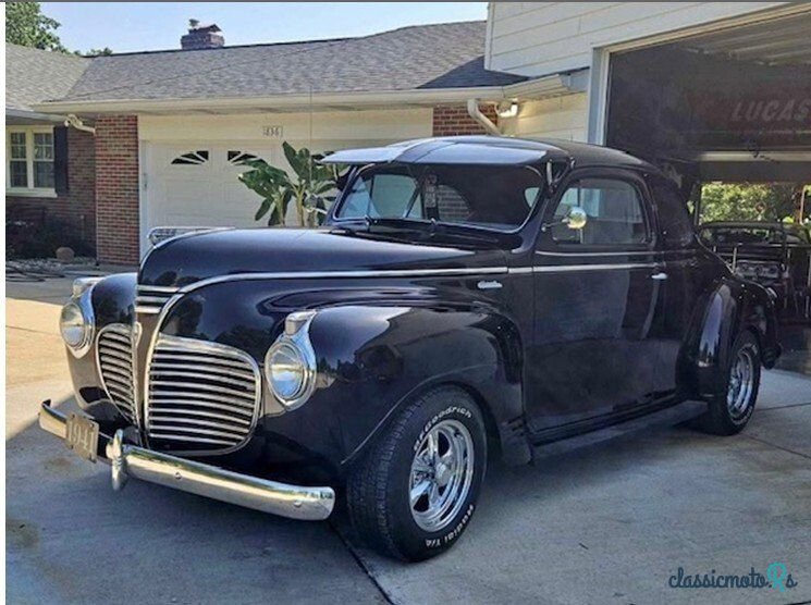 1941' Plymouth Special Deluxe photo #1
