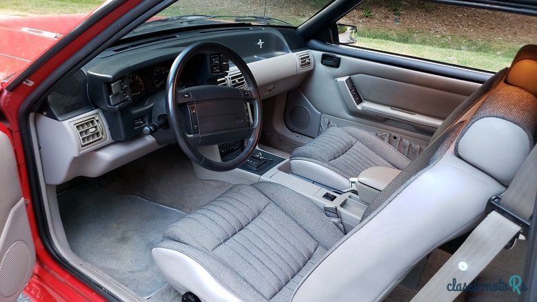 1991' Ford Mustang photo #2