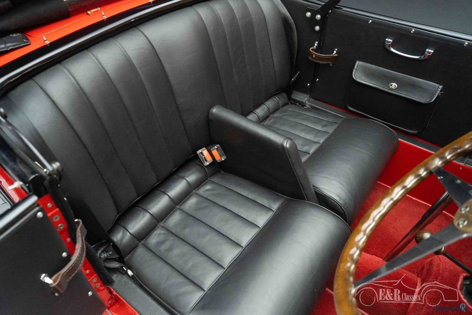 1976' Bugatti Type 43A Replica photo #5