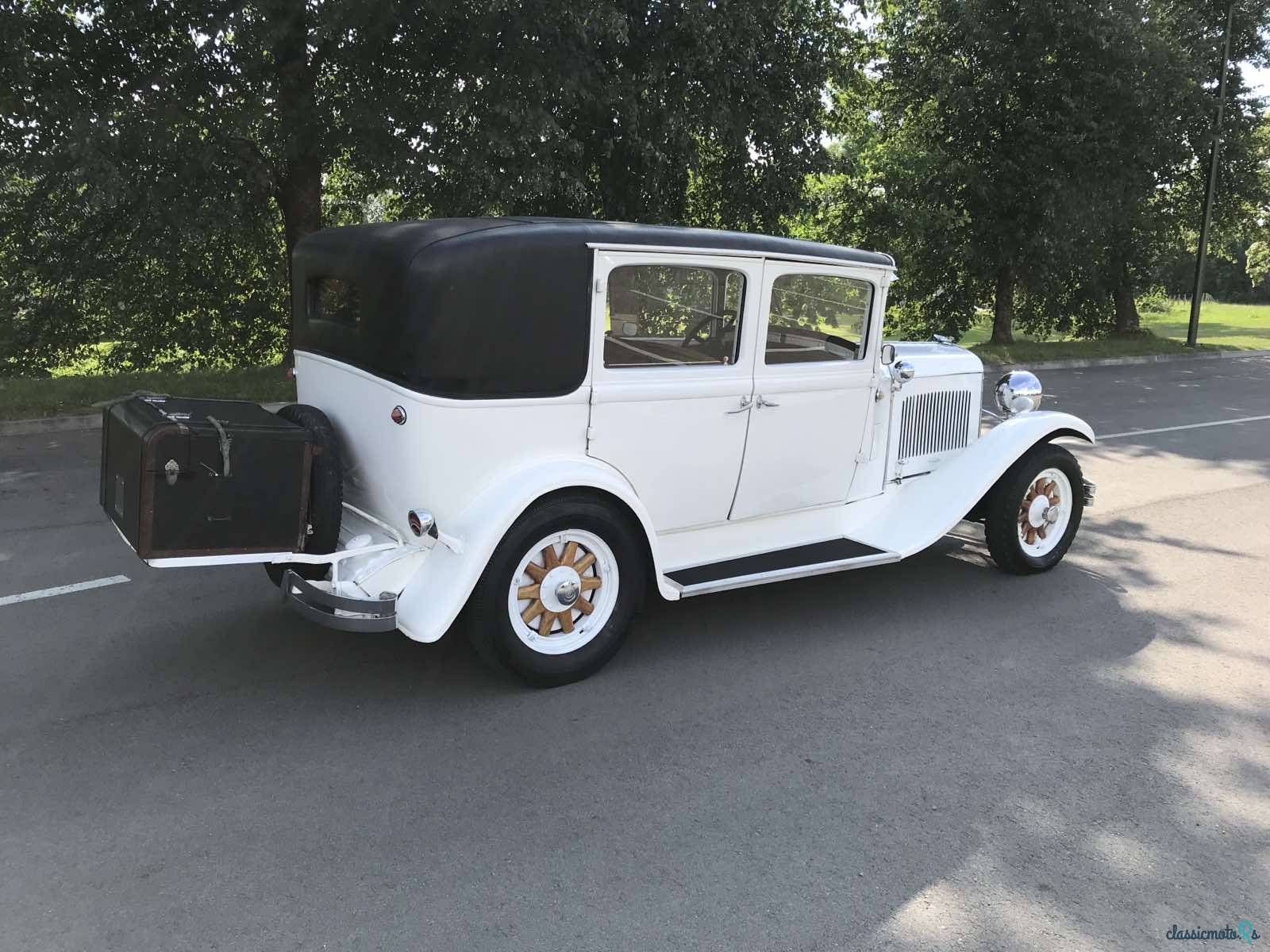 1931' Chrysler photo #6