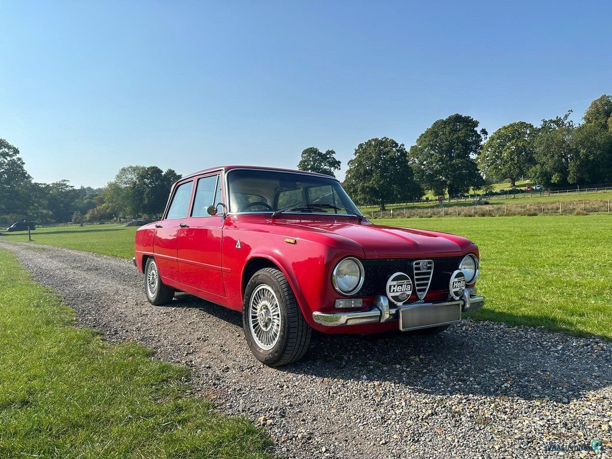 1973' Alfa Romeo Giulia photo #2