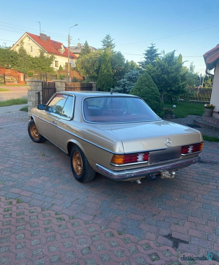 1980' Mercedes-Benz W123 photo #2