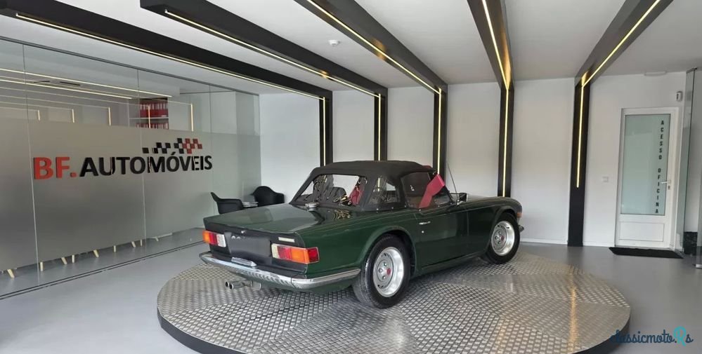 1970' Triumph TR6 photo #3