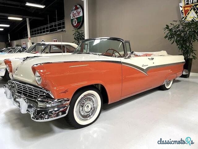 1956' Ford Fairlane photo #4
