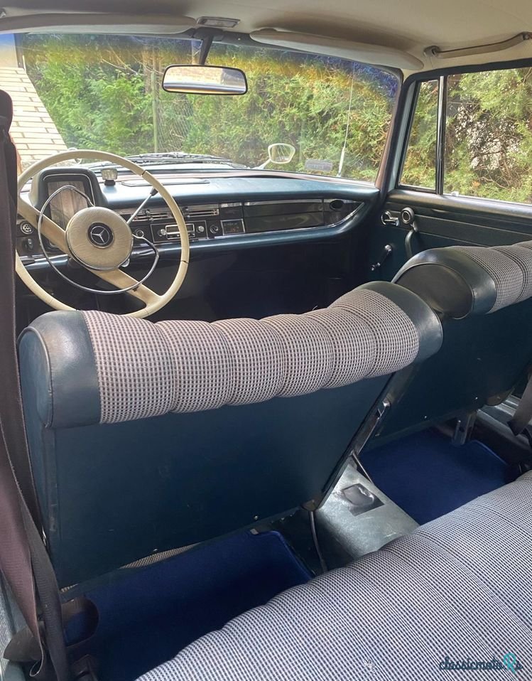 1966' Mercedes-Benz W110 photo #6