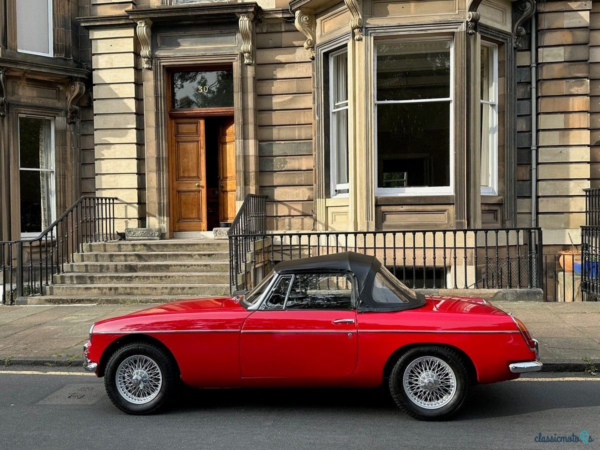 1964' MG MGB photo #3