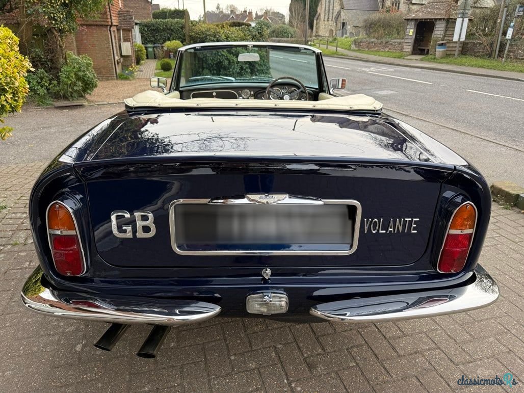 1967' Aston Martin DB6 photo #4