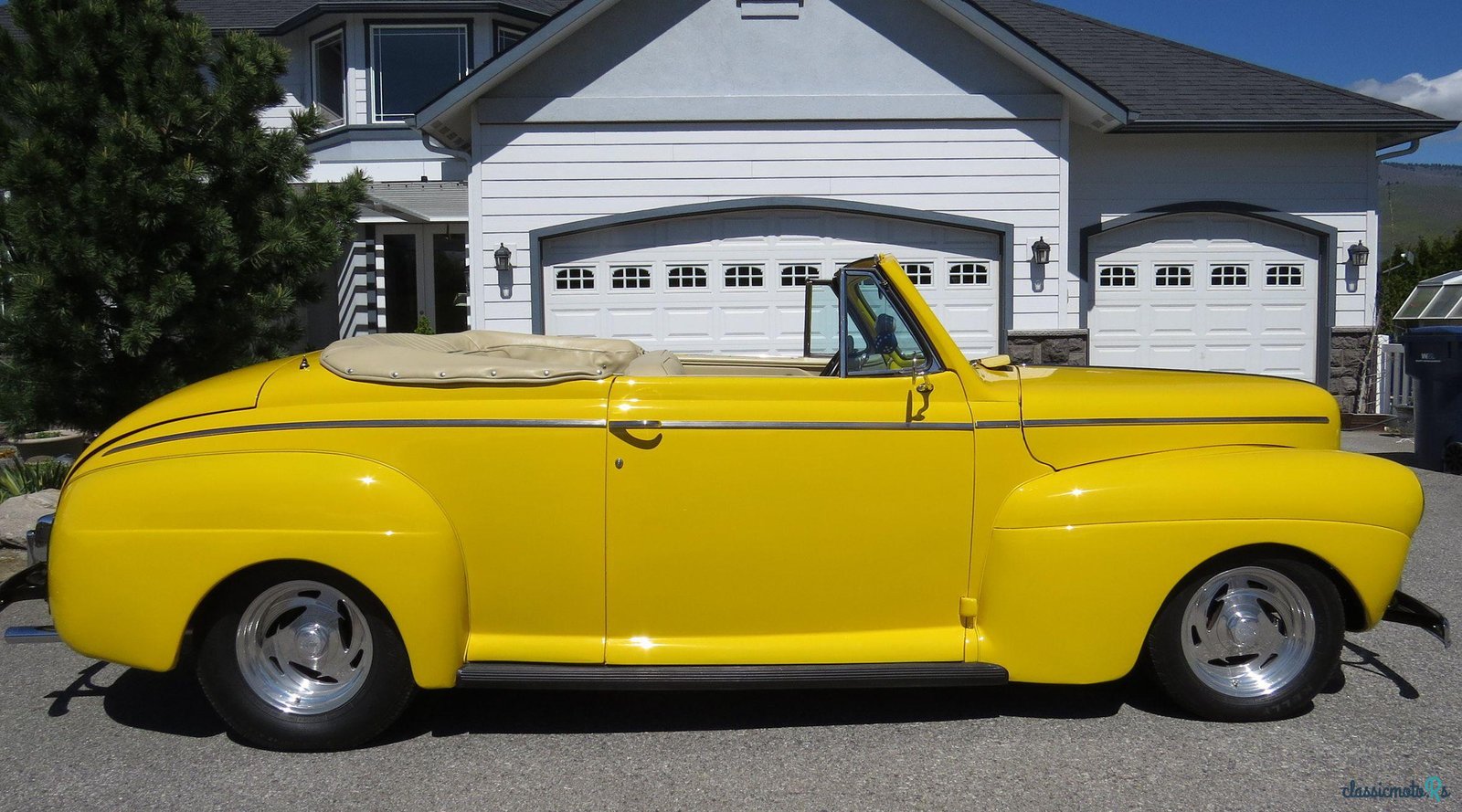 1941' Ford Super Deluxe photo #2