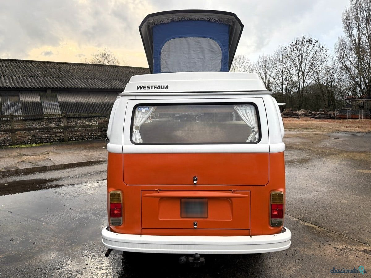 1974' Volkswagen Type 2 photo #6