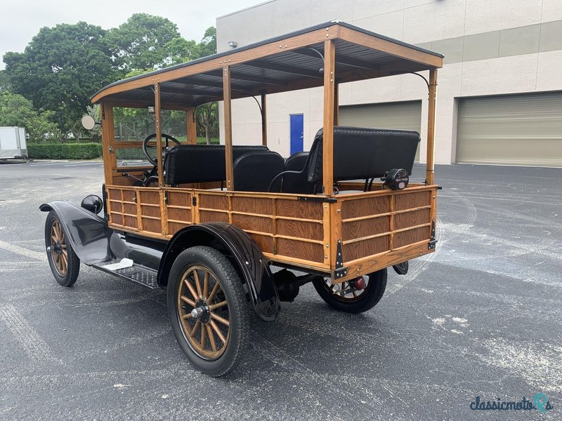 1919' Ford Model T photo #2