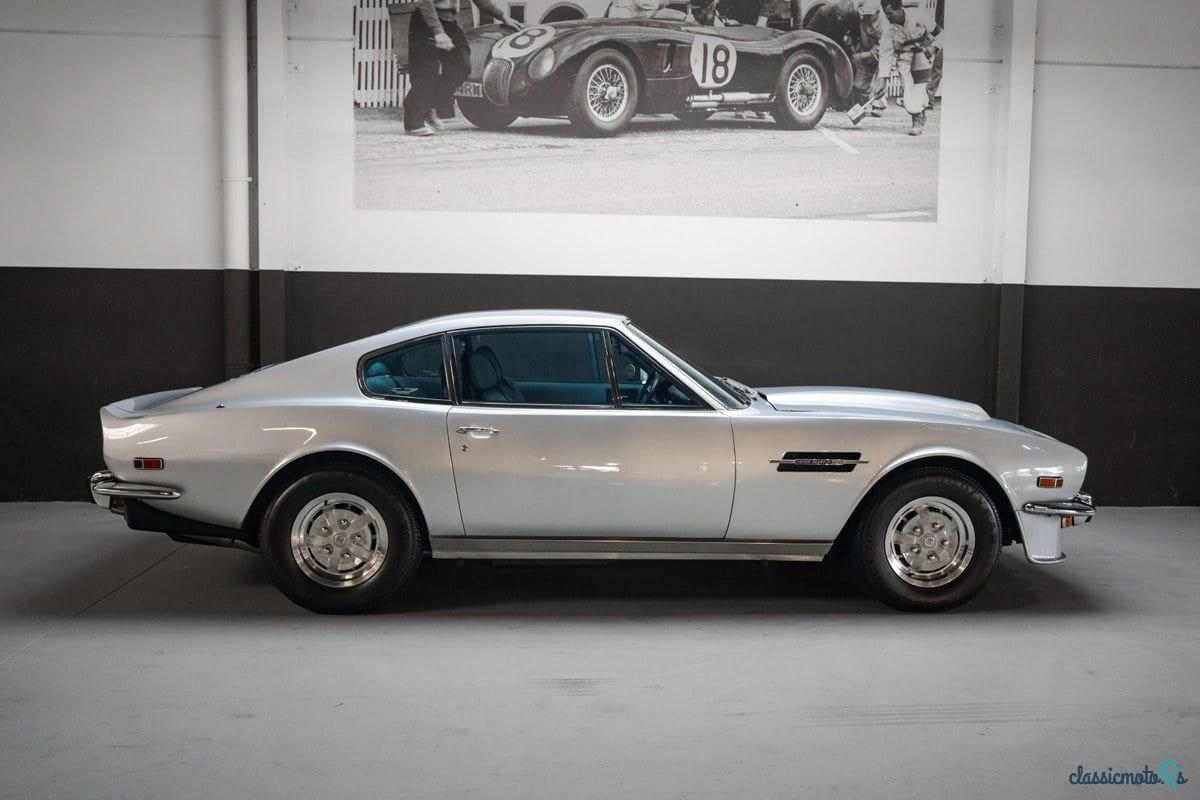 1978' Aston Martin V8 photo #3