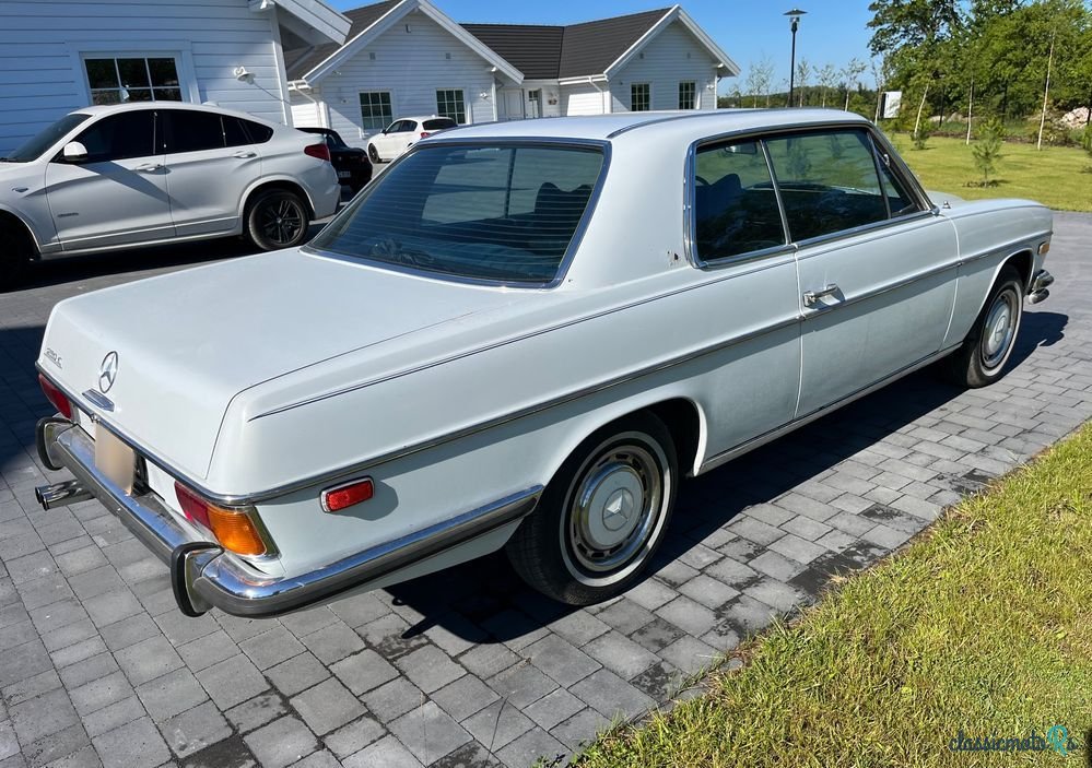 1972' Mercedes-Benz W114 photo #4