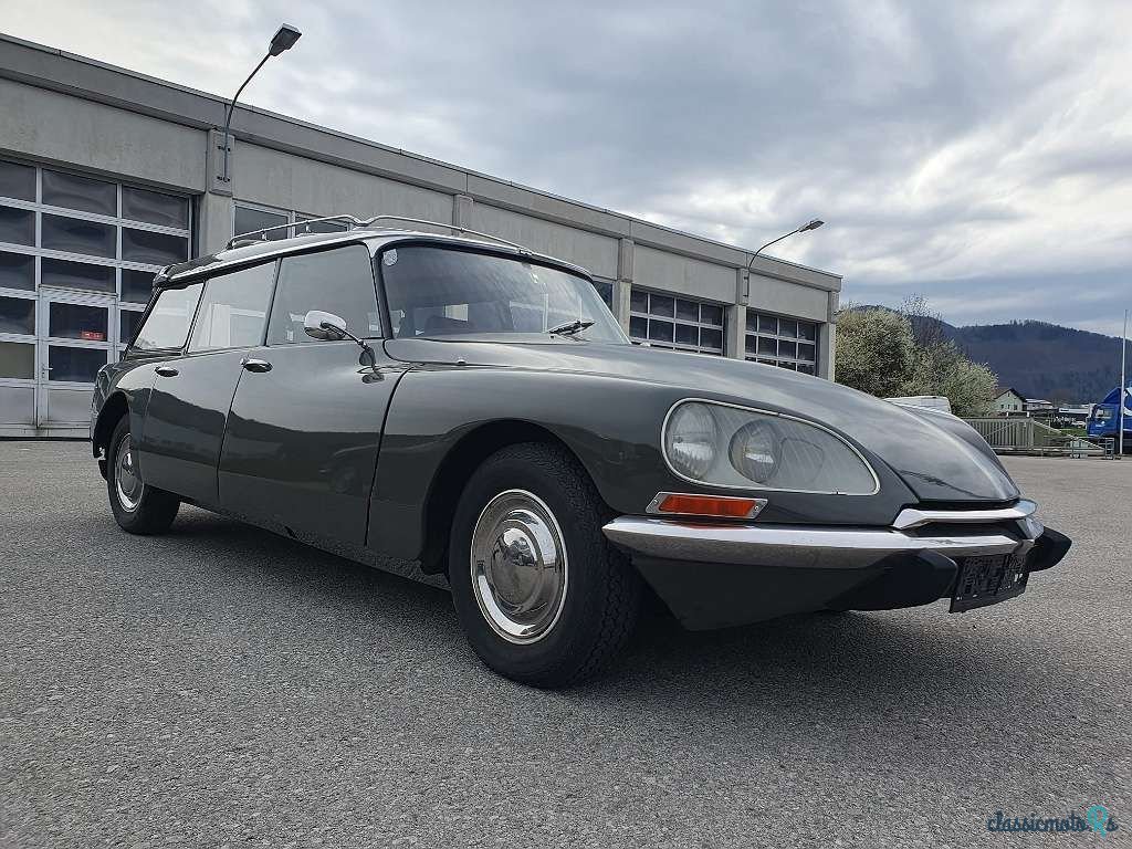 1970' Citroen DS ID 20F Breake photo #1