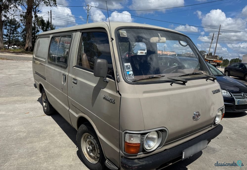 1981' Toyota Hiace photo #2