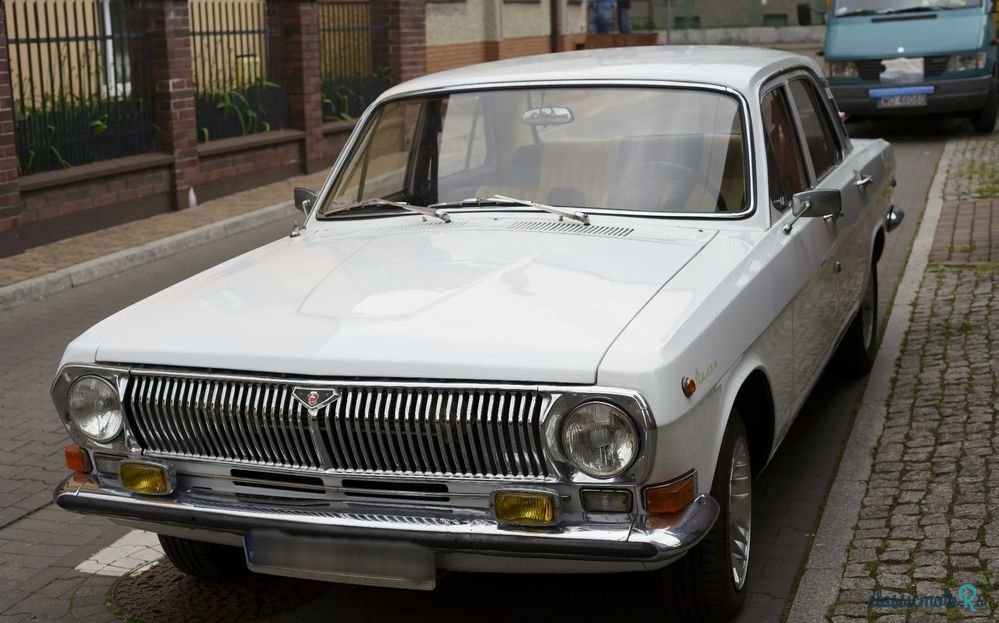 1977' Gaz 24 Wołga photo #1
