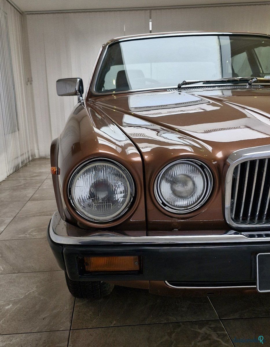 1980' Jaguar XJ photo #4