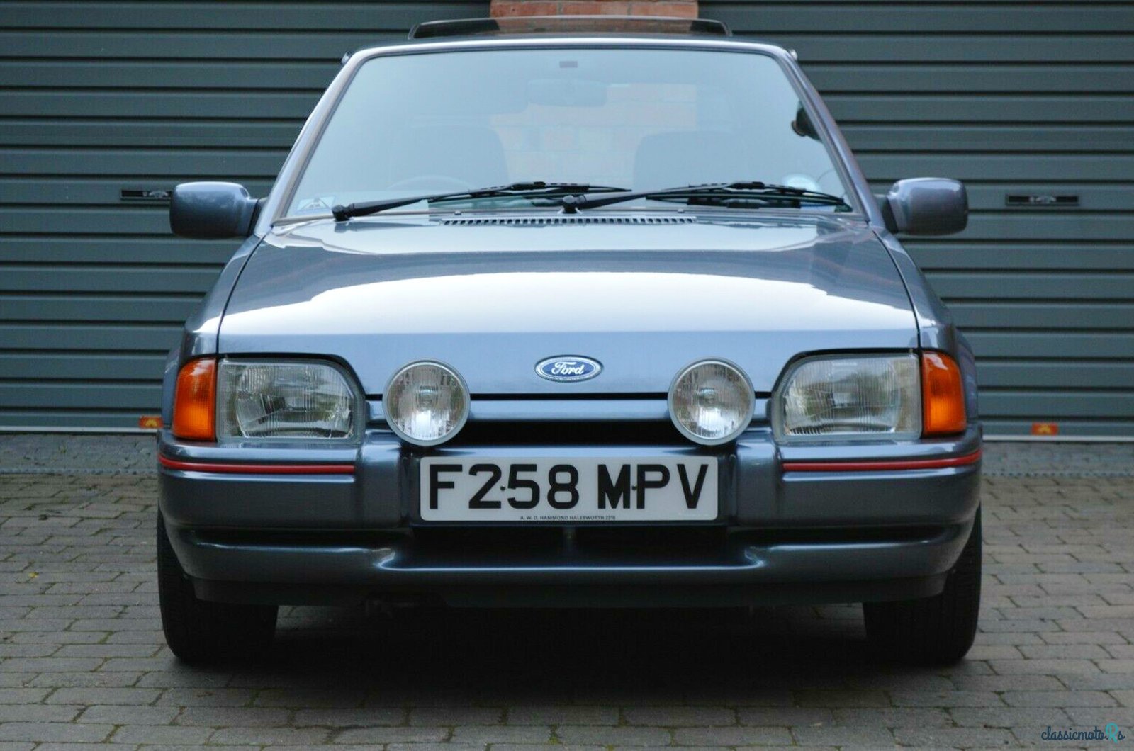 1988' Ford Escort photo #2