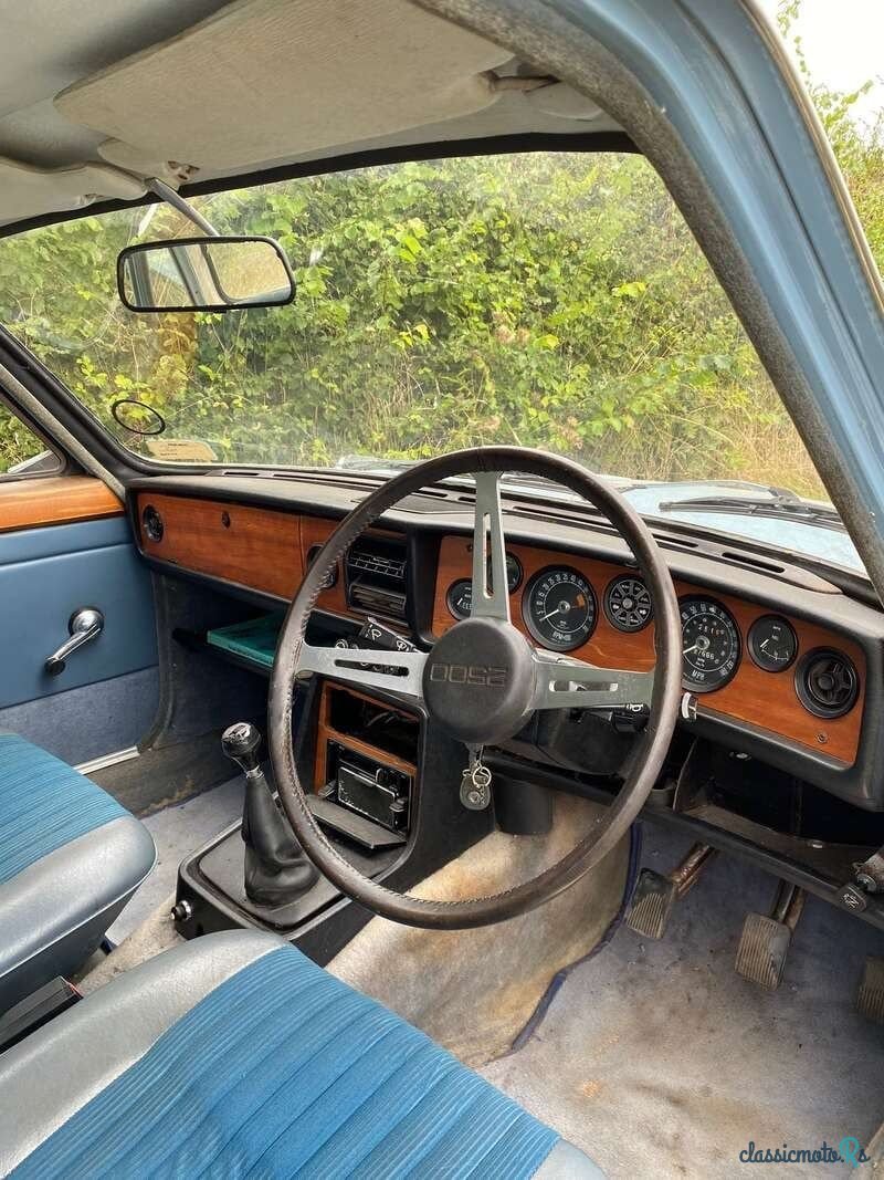 1971' Triumph 2.5Pi Mk2 photo #2