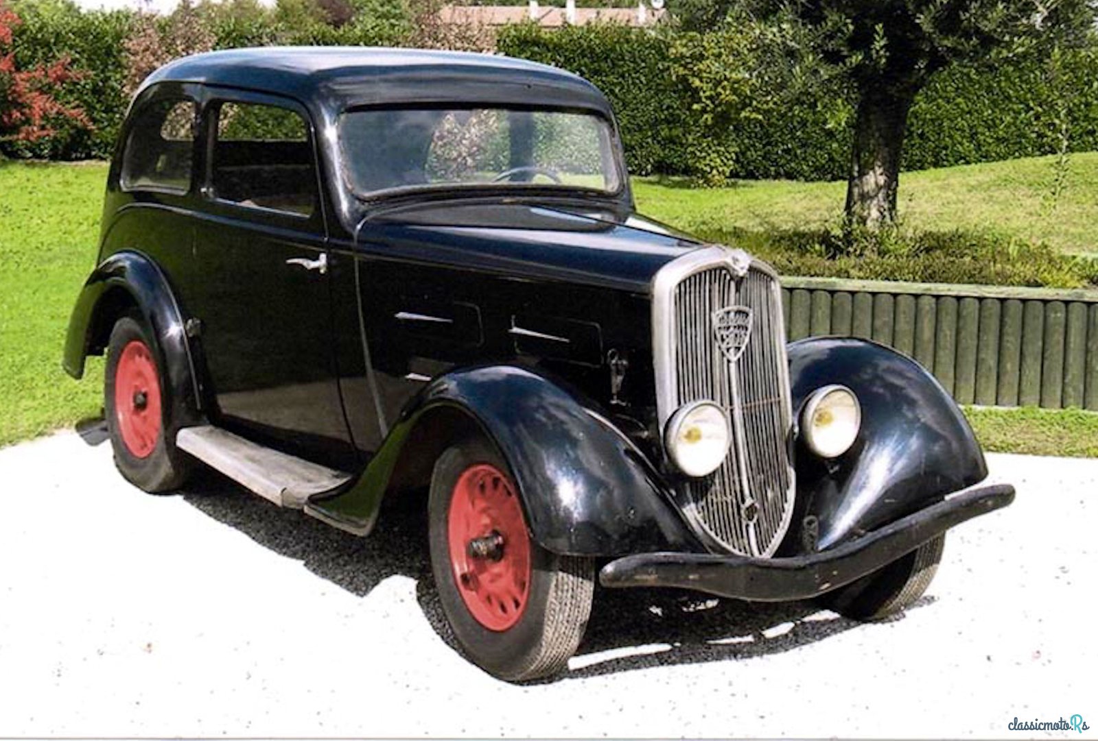 1935' Peugeot 201 photo #1