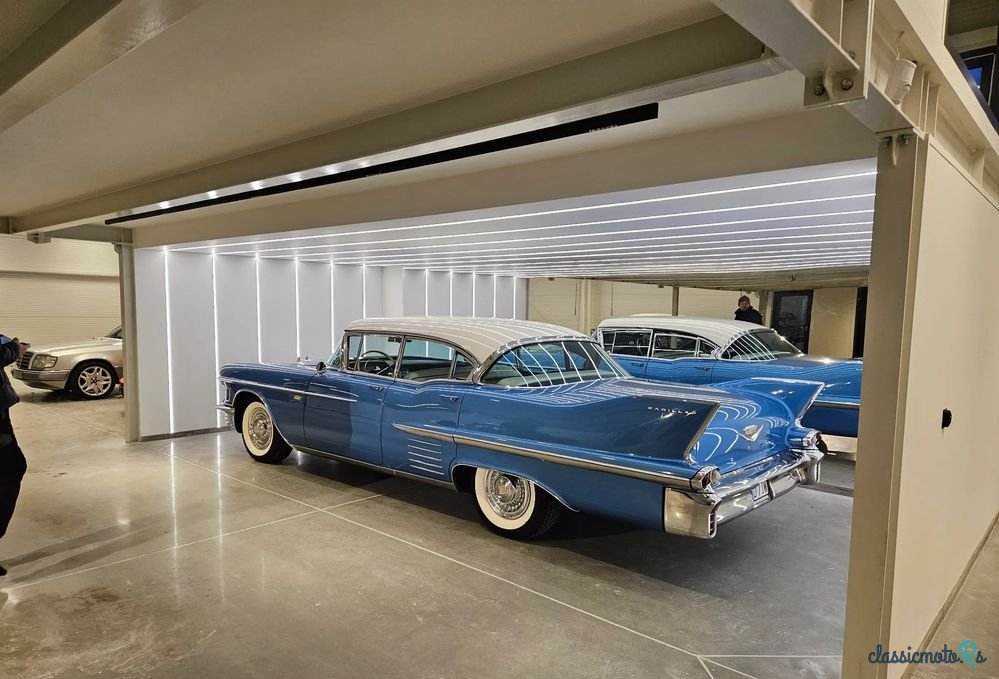 1958' Cadillac Deville photo #5