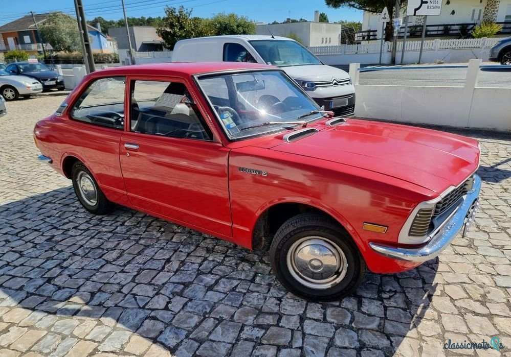 1975' Toyota Corolla photo #1