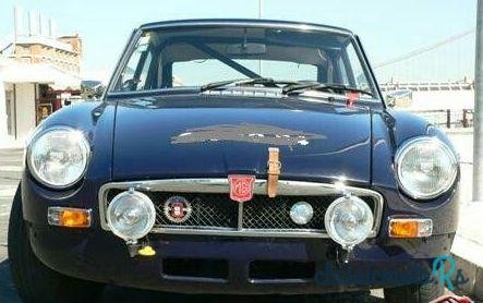 1974' MG MGB Gt photo #2